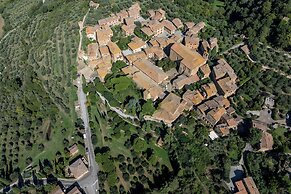 Maria Gabriella Home & Cottage