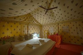 Royal Gadhvi Desert Camp
