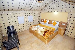 Royal Gadhvi Desert Camp