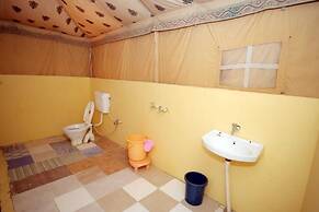 Royal Gadhvi Desert Camp