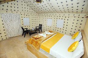 Royal Gadhvi Desert Camp