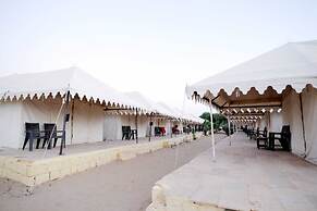 Royal Gadhvi Desert Camp