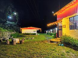 LeafWalk Resort