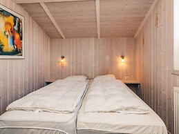 4 Star Holiday Home in Friedrichkoog