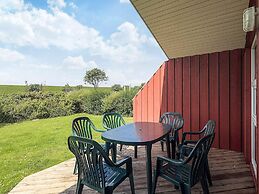 4 Star Holiday Home in Friedrichkoog