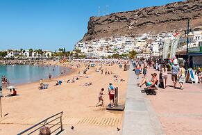One Bedroom Marina Apartarment by El Sirocco