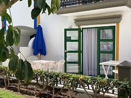 One Bedroom Marina Apartarment by El Sirocco