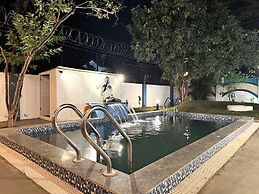 Anand Mansion