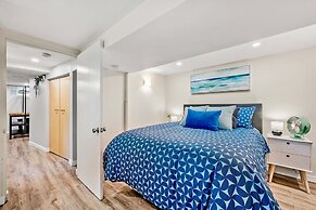 The Owlet Nwcalgary Queenbd Privatesuite