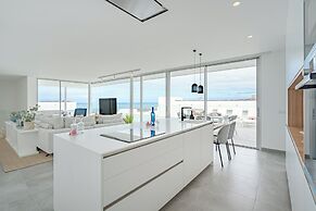 Casangular by Upper