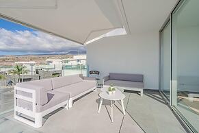 Casangular by Upper