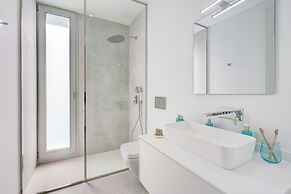 Casangular by Upper