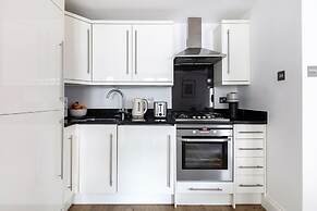 Chic 1BR Close to Buckingham Palace