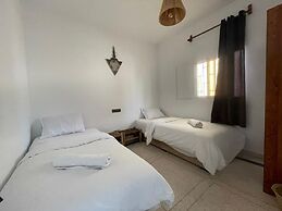 Eco Bay Surf Camp