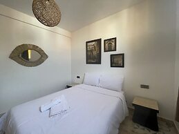 Eco Bay Surf Camp