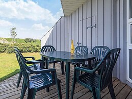 4 Star Holiday Home in Friedrichkoog
