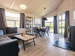 4 Star Holiday Home in Friedrichkoog