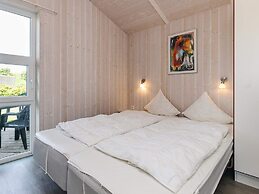 4 Star Holiday Home in Friedrichkoog