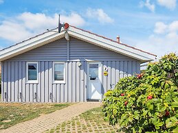 4 Star Holiday Home in Friedrichkoog