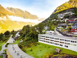 Trolltunga Hostel