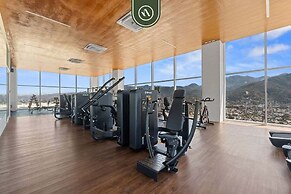 Brand New Oceanview Studio - Pools - Beach - Gym