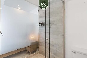 Luxury Studio With Oceanview - Beach - Pool - GYM