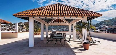 Ocean View 2Br Condo-balcony-beach-pool VDS 111