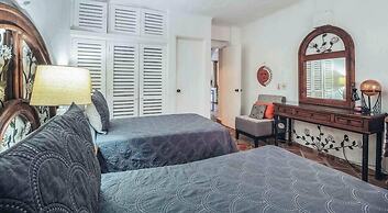 Ocean View 2Br Condo-balcony-beach-pool VDS 111