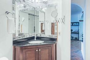 Ocean View 2Br Condo-balcony-beach-pool VDS 111