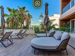 New 1 BR Condo With Amazing Rooftop Pool - Jacuzzi