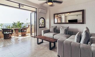 Ocean View 1Br Condo-balcony-beach-pool - 502