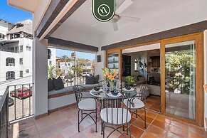 Stylish 2 BR Condo in Romantic Zone - Rooftop Pool
