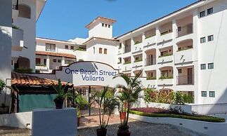 Amazing 1 BR Condo - Partial Oceanview - Pool