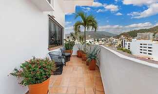 Ocean View 2Br Condo-balcony-beach-pool - 902