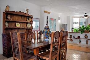 Ocean View 2Br Condo-balcony-beach-pool - 902