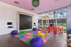 Beachfront 1 BR Condo With Multiple Pools - Gym