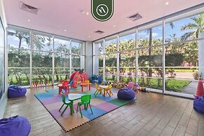 Beachfront 1 BR Condo With Multiple Pools - Gym