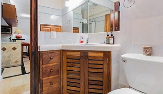 Ocean View 2Br Condo-balcony-beach-pool - 212