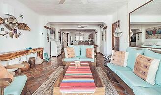 Beach Front Building 2Br Condo-balcony-beach-pool