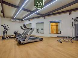 Corner 2 BR Condo - Rooftop Pool With Oceanview