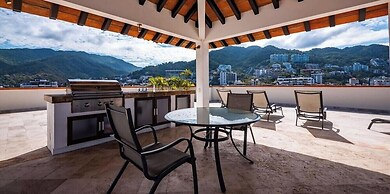 Ocean View 2Br Condo-balcony-beach-pool - 304