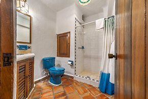 Ocean View 2Br Condo-balcony-beach-pool - 304