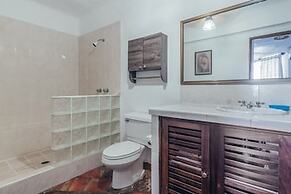 Ocean View 2Br Condo-balcony-beach-pool - 604