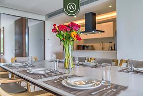 New 3BR Condo - Oceanview Terrace - Private Beach