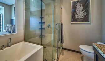 Luxury Oceanfront 2BR Condo With Private Balcony