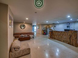 Luxury Oceanfront 2BR Condo With Private Balcony