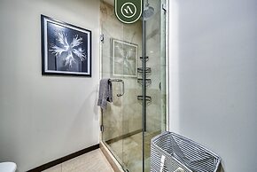 Luxury Oceanfront 2BR Condo With Private Balcony
