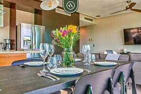 Luxury Oceanfront 2BR Condo With Private Balcony