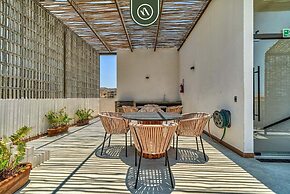 Brand New Studio - 2 Min to Beach - Rooftop Pool