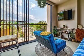 Brand New Studio - 2 Min to Beach - Rooftop Pool